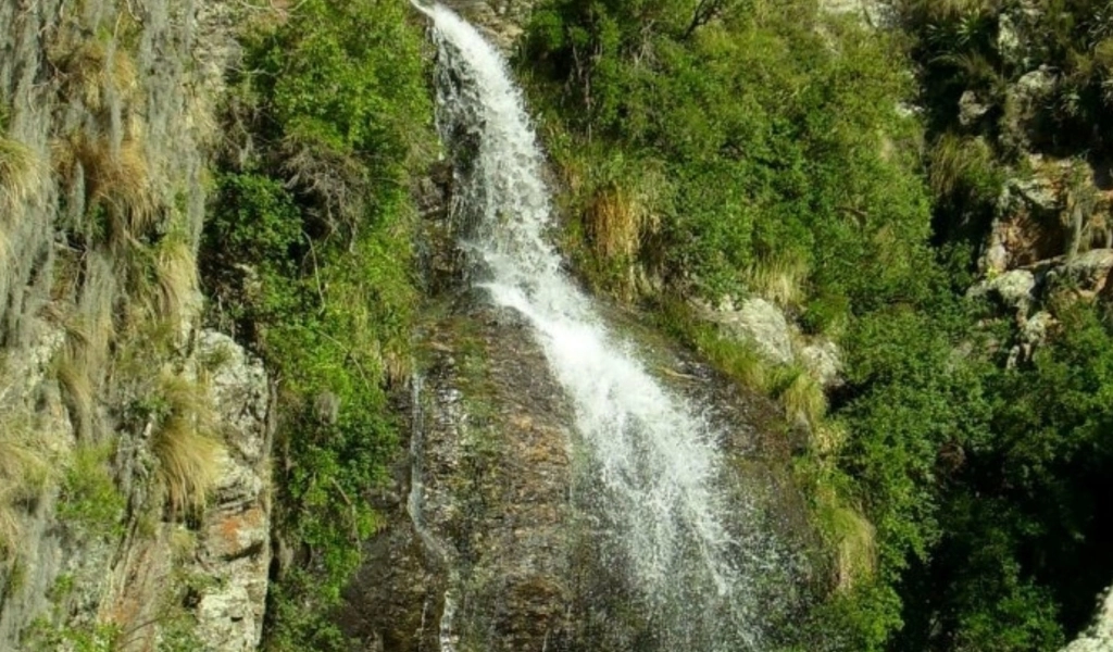 Cascada del Aguilucho, Los Molles